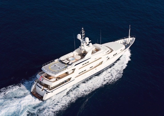 benetti yachts at sea