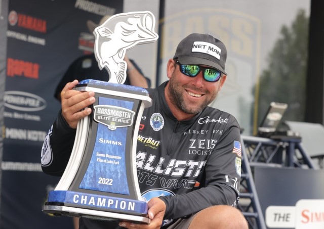 lee livesay bassmaster elite champion