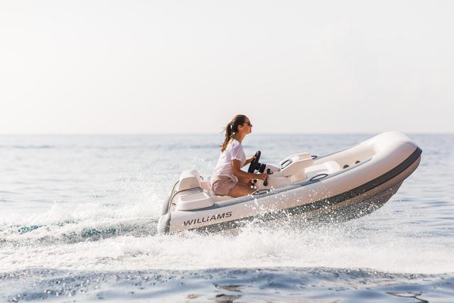 williams jet tenders at sea